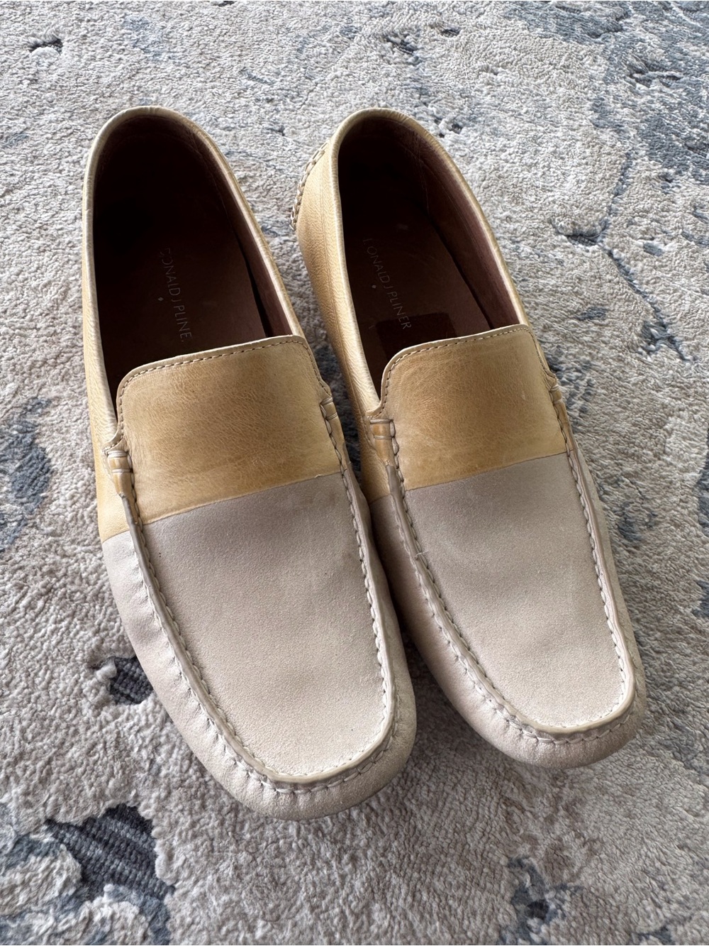 Men’s Donald J. Pliner Two-Tone Beige & Tan Leather Loafers size 8.5